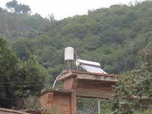 山就村農戶安裝的太陽能