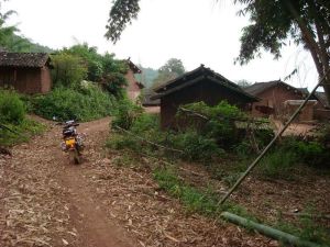 南北中自然村 南北中自然村