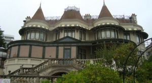 英國波恩茅斯大學 英國波恩茅斯大學