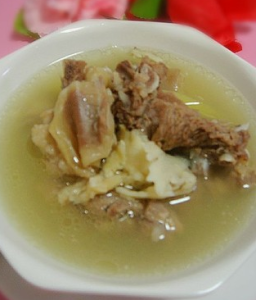 歸姜山藥羊肉湯