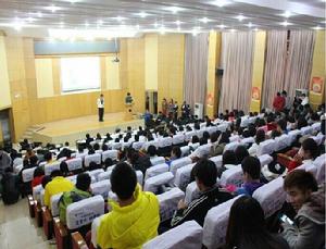 12級尋找“杜拉拉”活動照片