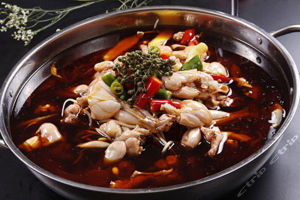 紅煮田雞 紅煮田雞