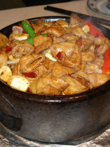 川味石鍋辣肥腸 川味石鍋辣肥腸