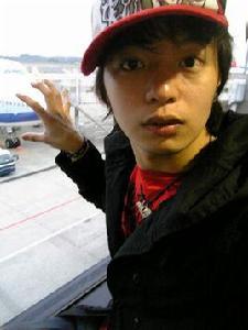 AL[六甲樂團成員何官錠]