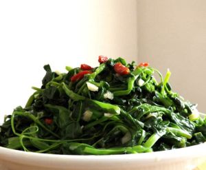 蒜泥豌豆尖 蒜泥豌豆尖