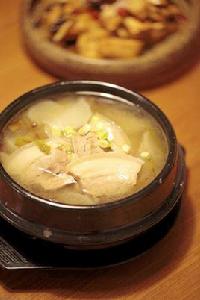 蘿蔔免肉湯 蘿蔔免肉湯