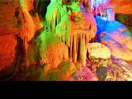 山東沂水地下大峽谷 山東沂水地下大峽谷