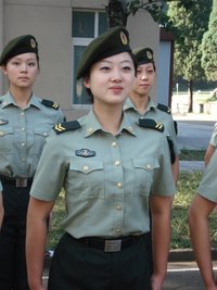 中國女兵