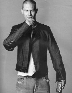 湯姆·白蘭格 湯姆·白蘭格