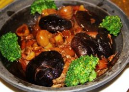 砂鍋燜雞 砂鍋燜雞