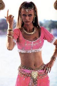 克里斯蒂娜·韋伯恩 克里斯蒂娜·韋伯恩