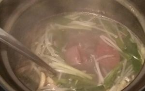 豆芽韭菜豬紅湯 豆芽韭菜豬紅湯