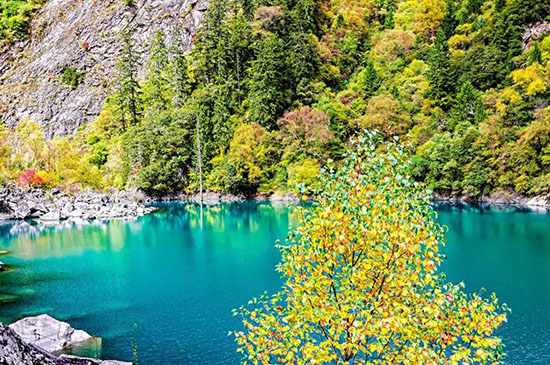 川西又一秘境曝光,風景媲美九寨,你一定沒去過!