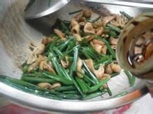 韭菜苔炒大腸