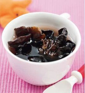 芝麻木耳 芝麻木耳