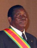 納辛貝·埃亞德馬 納辛貝·埃亞德馬