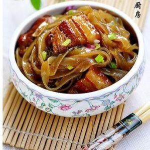 酸菜豬肉燉粉條 酸菜豬肉燉粉條