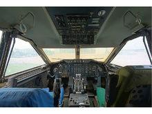 運-10駕駛艙內景