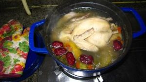 四圓燉三黃雞湯 四圓燉三黃雞湯