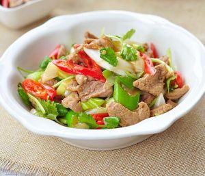 蔥爆苹裡脊 蔥爆苹裡脊