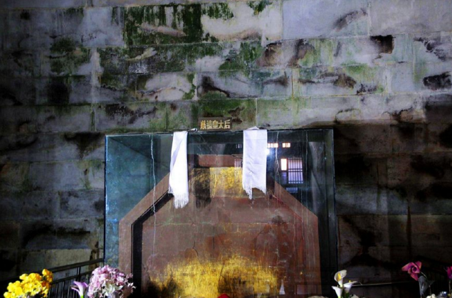 陳列在地宮中的慈禧棺木