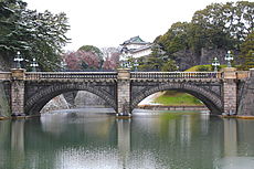 正門石橋