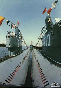 “R”級常規潛艇