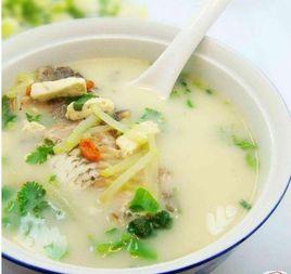 眉豆花生鯽魚湯 眉豆花生鯽魚湯