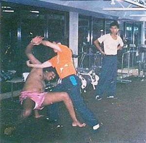 黃連順打敗來台挑戰印度博擊家─沙路（身高192厘米）