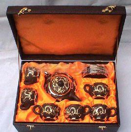 金鑲玉紫砂壺 金鑲玉紫砂壺