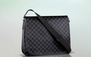 Daniel 大號斜挎包