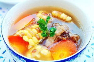 胡蘿蔔玉米煲脊骨湯