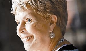 魯斯·倫德爾 魯斯·倫德爾