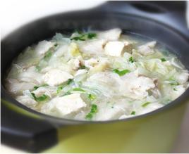 白菜冬粉豆腐煲 白菜冬粉豆腐煲