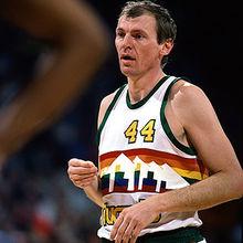 丹&middot;伊塞爾