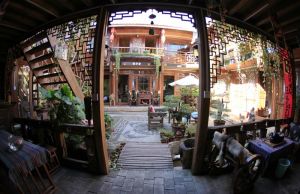 麗江納里那裡花園客棧