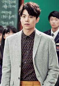 村莊[韓國2015年李容錫執導SBS電視台水木劇]