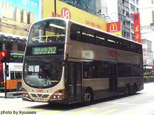 沃爾沃超級奧林比安巴士