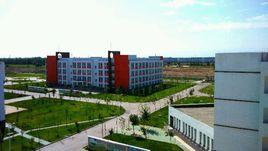 伊寧市金陵中學 伊寧市金陵中學