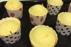 優酪乳紙杯蛋糕 優酪乳紙杯蛋糕