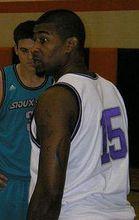 卡洛斯·鮑威爾