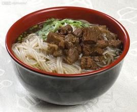 酸菜燴牛肉 酸菜燴牛肉