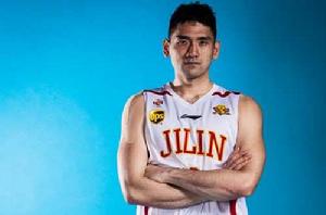 鍾誠[中國籃球運動員]