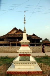 曼勒龍自然村 曼勒龍自然村