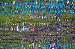 高空俯瞰杭州電摩墳場場面震撼