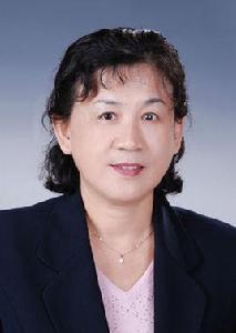 李嘉慧[湖南省吉首市政協黨組書記、原主席]