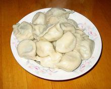 各種各樣的香菇青菜餃子