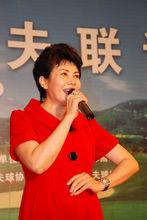 著名主持人闞麗君