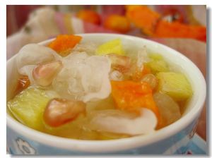 銀耳鮮果滋補湯 銀耳鮮果滋補湯