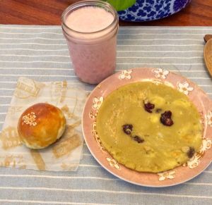 香蕉葡萄鬆餅 香蕉葡萄鬆餅